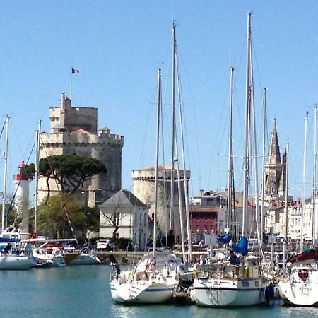 Vue Exceptionnelle Sur Les Tours ! Charme Et Tranquillite Apartment ลาโรแชล ภายนอก รูปภาพ