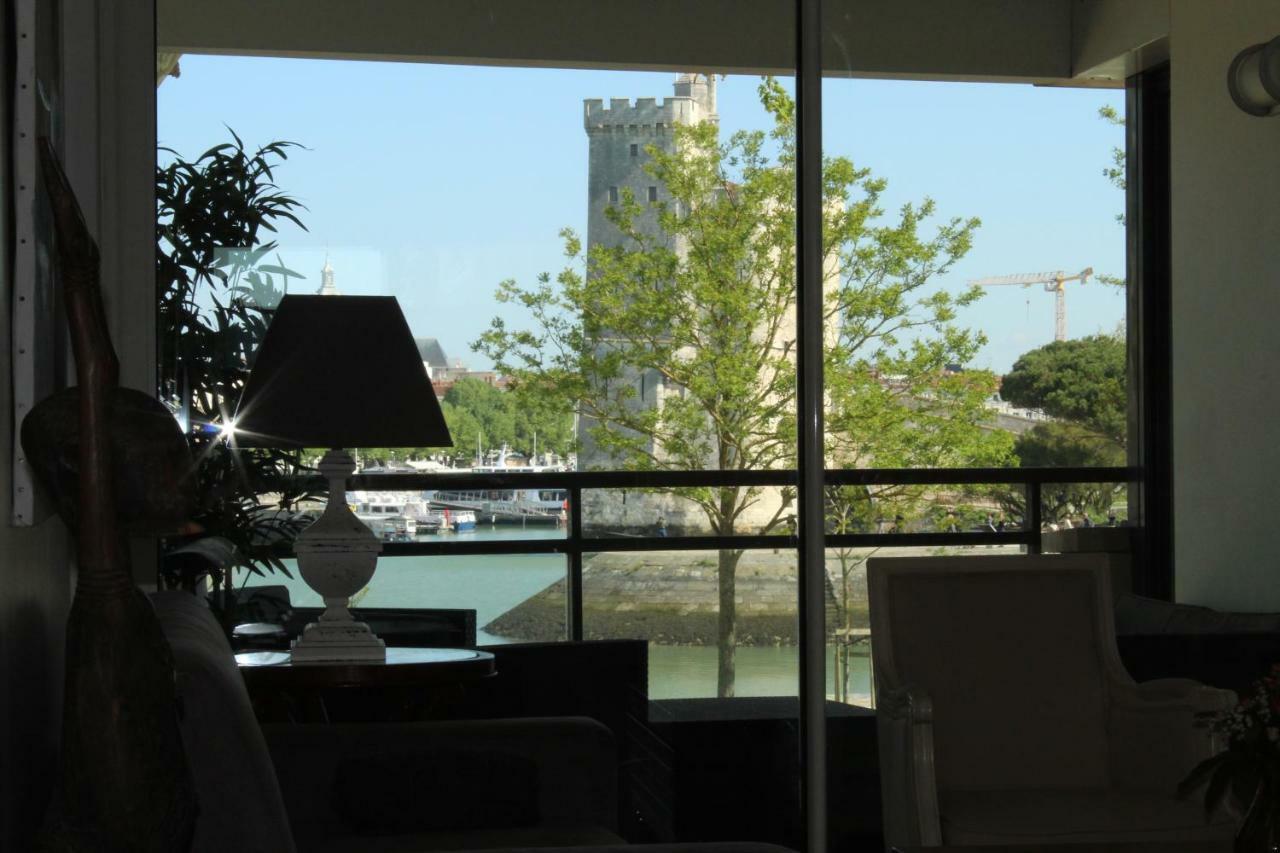 Vue Exceptionnelle Sur Les Tours ! Charme Et Tranquillite Apartment ลาโรแชล ภายนอก รูปภาพ